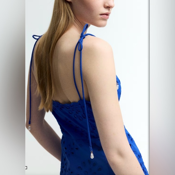 H&M eyelet tie shoulder dress.Size S.Worn only ONCE! Extremely flattering dress! - Picture 5 of 9
